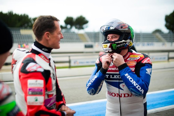 ミハエル・シューマッハ、ポール・リカールでバイクに乗る