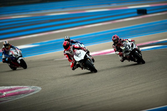 ミハエル・シューマッハ、ポール・リカールでバイクに乗る