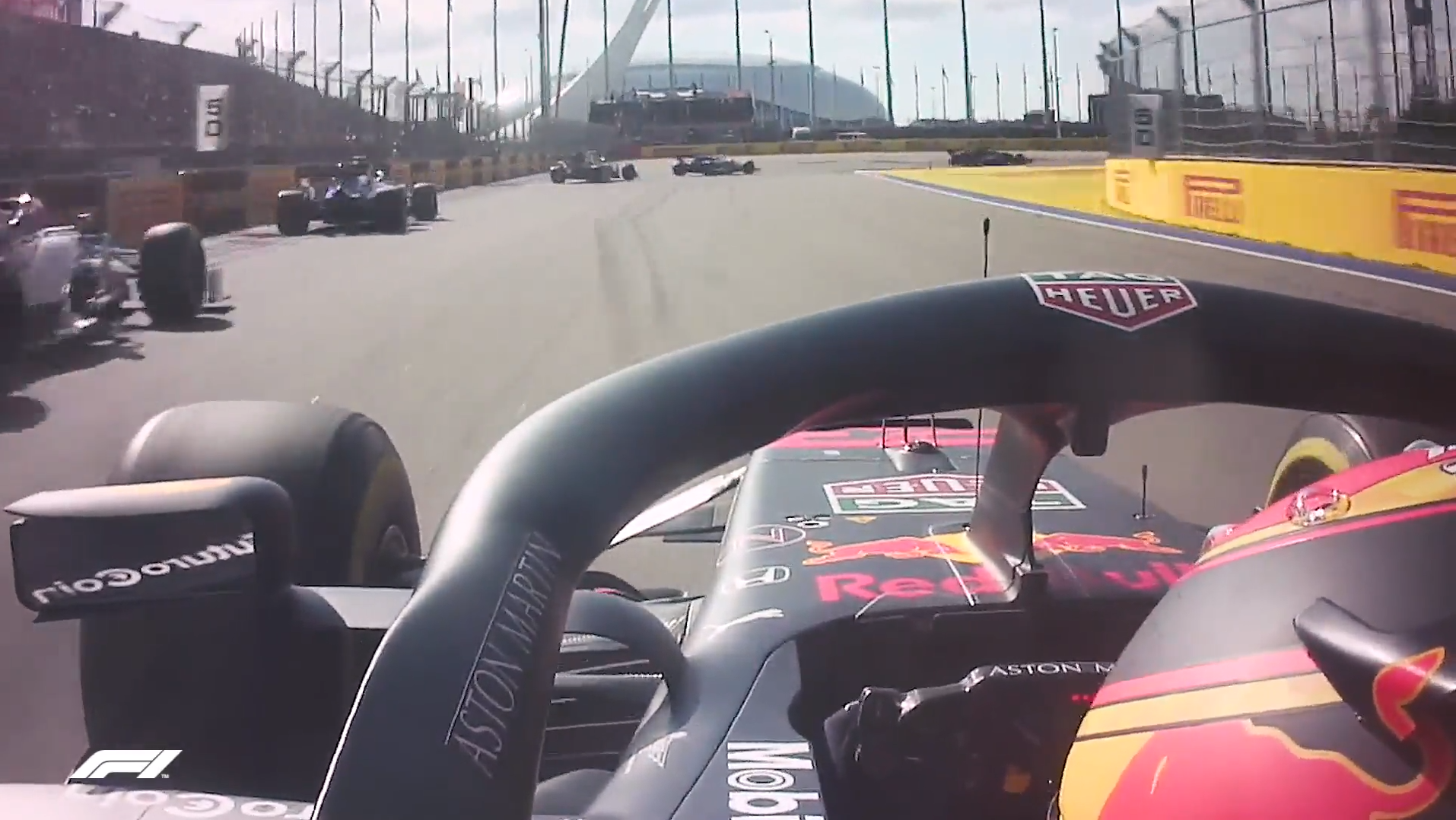 アルボンのオーバーテイク 20番スタートから5位 F1ロシアgp動画 F1通信