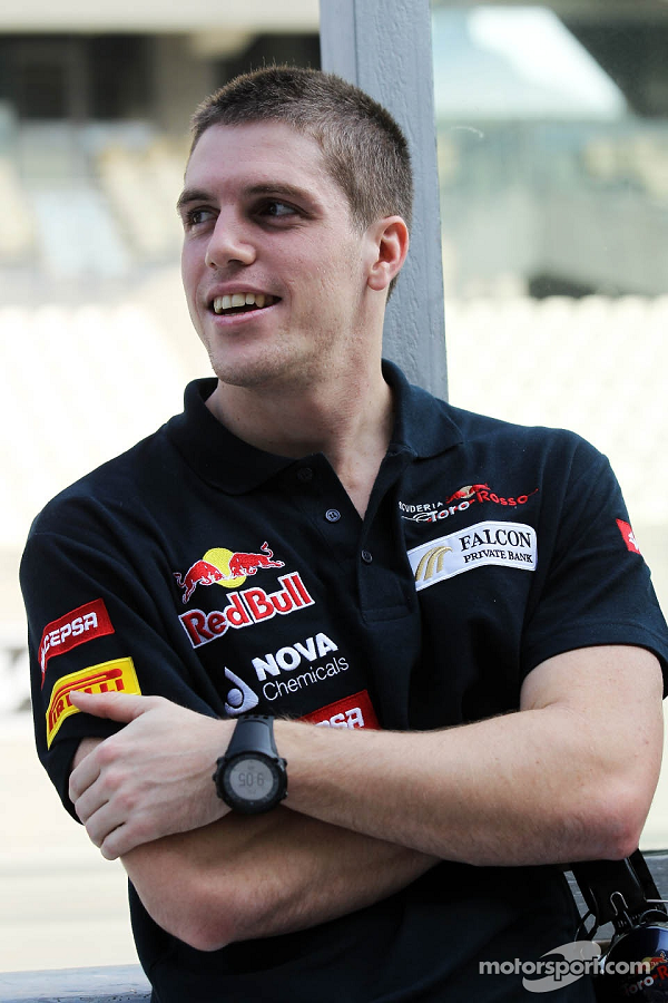 ヤングドライバーF1テスト タイムと写真: アブダビ2012年11月6-8日