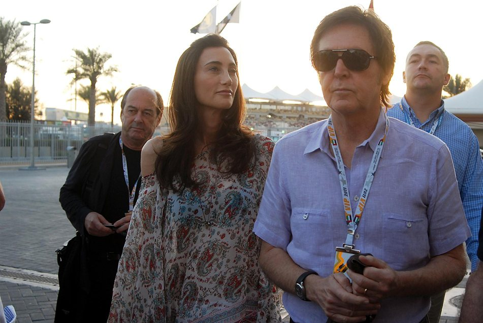 F1恋人奥様家族写真 Etc アブダビgp11年 4 F1通信 F1恋人奥様家族写真 Etc アブダビgp11年 4 F1通信