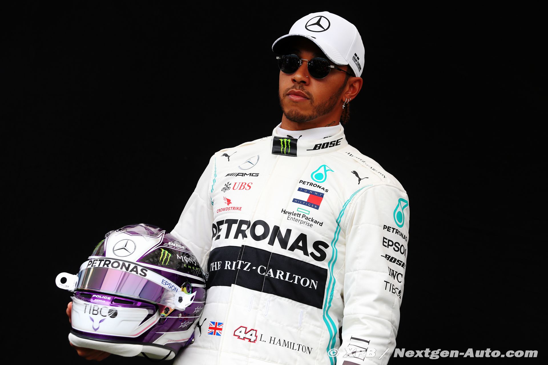 ルイス・ハミルトン ヘルメット写真 レーシングスーツ写真 2020年F1 : F1通信