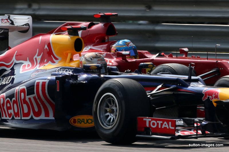 ベッテル 「アロンソと同じチームで争うのは怖くない」 : F1通信