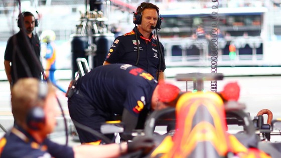 クリスチャン・ホーナー、レッドブルのピット:2019年F1アメリカGP