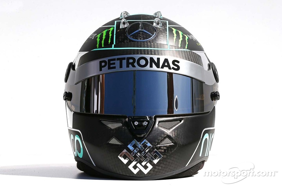 ニコ・ロズベルグ（メルセデス）： F1ヘルメットとレーシングスーツ