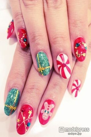 今月のネイル モデルプレス編集部 クリスマスは華やかネイルで Marochan0001のblog 今月のネイル モデルプレス編集部 クリスマスは華やかネイルで Marochan0001のblog