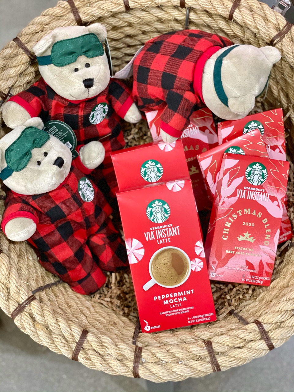 スタバの限定、“レア”オーナメント！ : Marriage life in Arizona