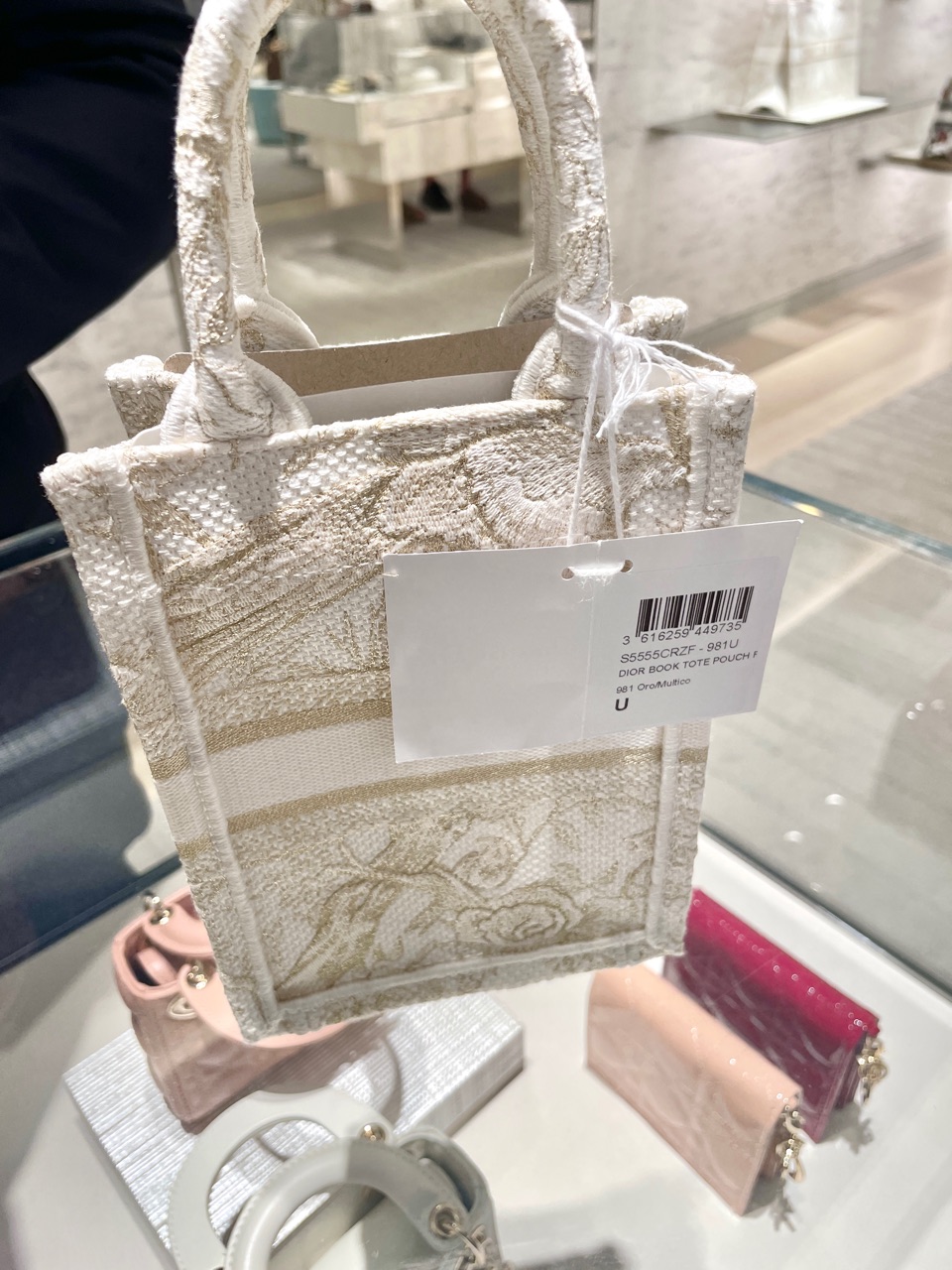 ハワイのハイブランドは、本土より格安❤︎+ハワイは ハワイのハイブランドは、本土より格安❤︎+ハワイは