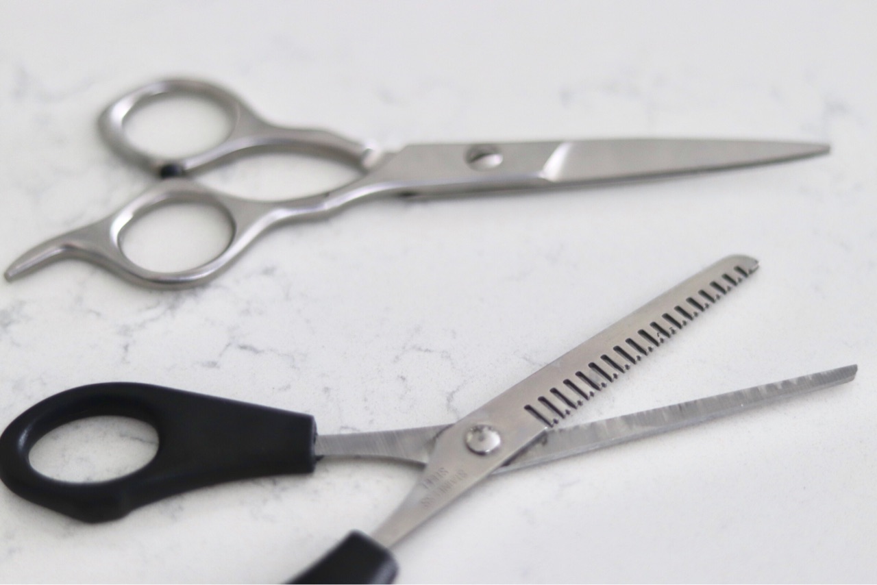 すきバサミ アメリカ 購入