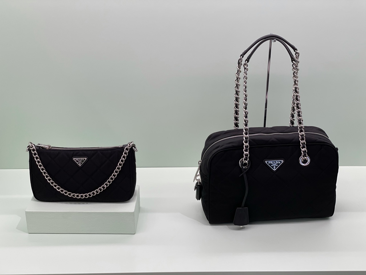 ベガスにPRADAのアウトレット店が、新オープン！＋PRADAでお得に購入 