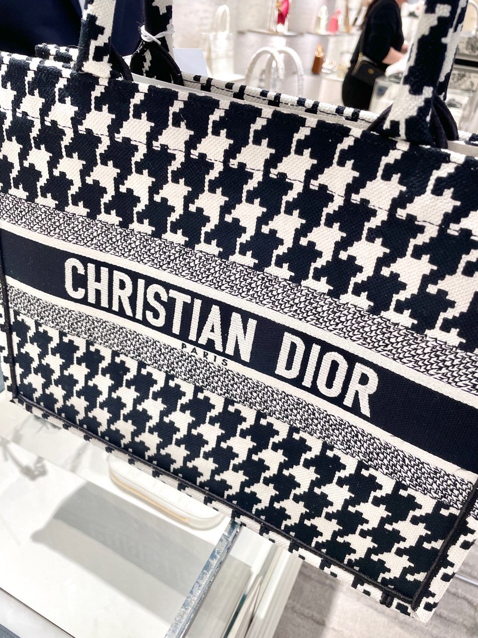 【美品✨】ChristianDior クリスチャンディオール ハワイロゴ 限定 ハワイのハイブランドは、本土より格安❤︎＋ハワイはショッピング