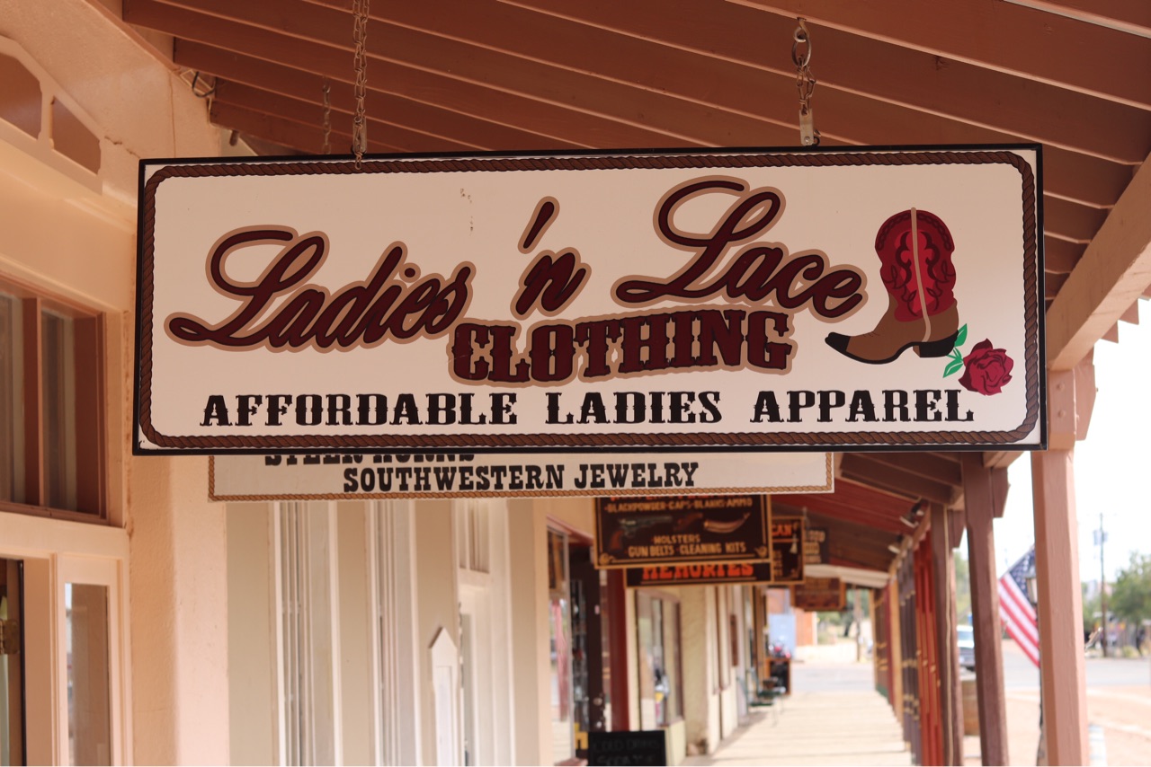 映画で有名な西部劇の町にタイプスリップ Tombstoneへ 旅行 Marriage Life In Arizona アリゾナで国際結婚 Powered By ライブドアブログ 映画で有名な西部劇の町にタイプスリップ Tombstoneへ 旅行 Marriage Life In Arizona アリゾナで国際結婚 Powered By ライブドアブログ
