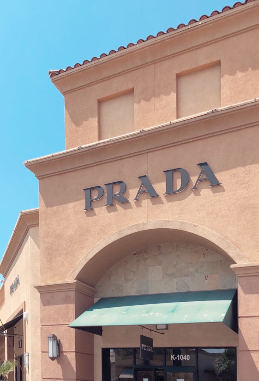 1年でこんなに値上がりする アウトレット戦利品 Prada編 Marriage Life In Arizona アリゾナで国際結婚 Powered By ライブドアブログ 1年でこんなに値上がりする アウトレット戦利品 Prada編 Marriage Life In Arizona アリゾナで国際結婚 Powered By ライブドアブログ