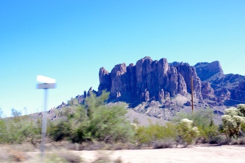 {E79EF3B6-5694-4B34-94D7-D39C34A9DD04:01}