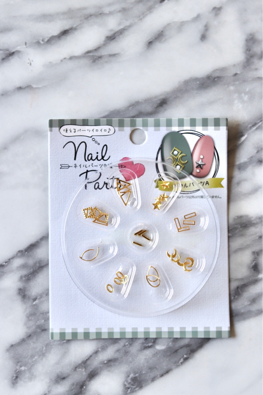 ネイルパーツ まとめて売り！セット CHANEL、Diorが可愛い