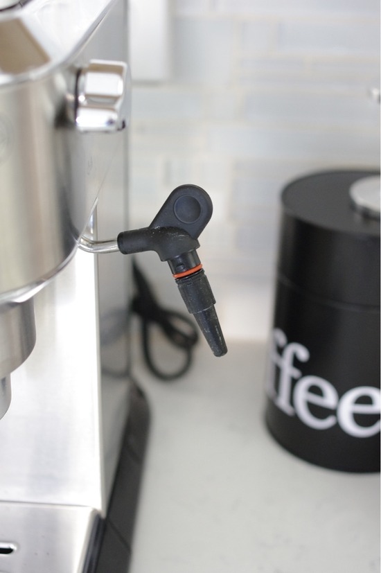 C7BA7D5E-CAE4-4296-BC02-45B3141C8594