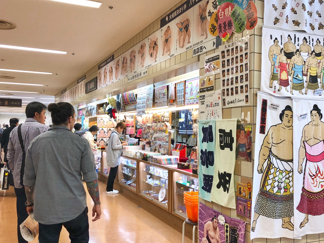 5月場所観戦 お相撲さんには 結構イケメンがいるんです Marriage Life In Arizona アリゾナで国際結婚 Powered By ライブドアブログ 5月場所観戦 お相撲さんには 結構イケメンがいるんです Marriage Life In Arizona アリゾナで国際結婚 Powered By ライブドアブログ