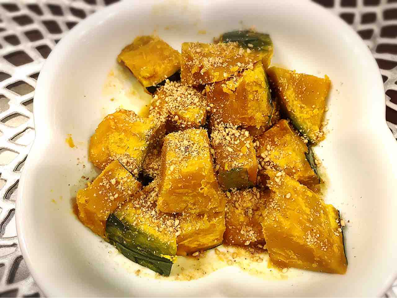 ブロッコリーとエリンギのからし醤油あえ ソーセージとキャベツのスープ かぼちゃのレンジ蒸しごま風味 とうがんの煮物 Gohan As Of Today Foods
