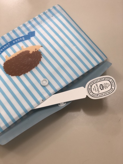 D054FD14-5C70-4CE1-9816-4FE197E5B121