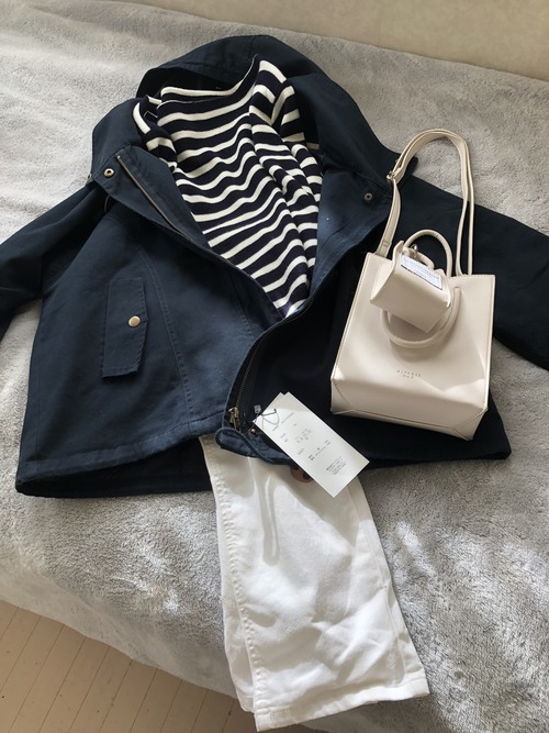 A1626E51-9215-4A9D-BCDC-E0A746BFCD2D