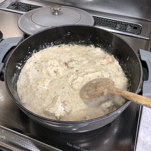 9B820564-3D6B-4C7F-815C-004B413838EE