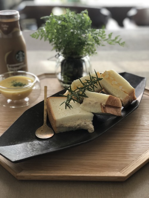 C83616F0-3BBD-4312-8168-33D0D6FFD000