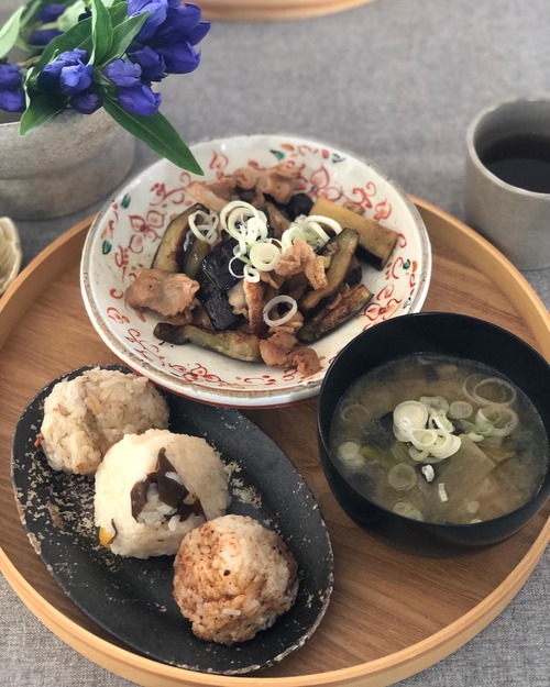 D022C2EA-C646-4D39-A6EA-0CA89A3288F7