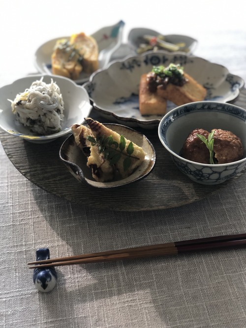 824908D3-B016-4A33-B32F-E1044A9A1E1B