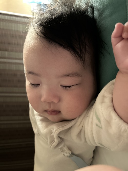 203AE0C4-65D8-4EF9-AA51-D11EC2F75201