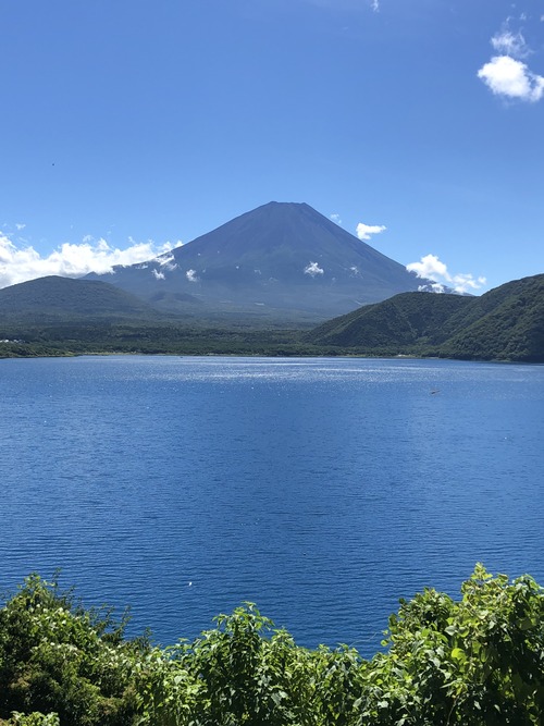 1BDB3E98-102A-4BEE-BC95-9FA38F5D1D33