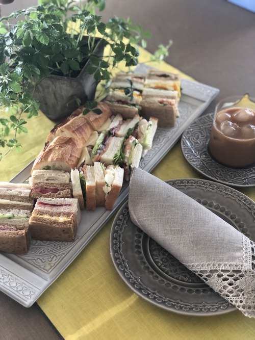 5569F297-42FD-4398-A067-A0C2D86BBBD0