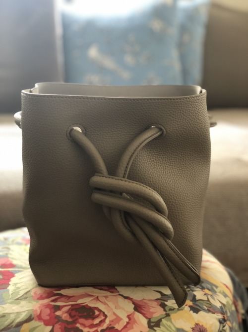 B87A2E55-8217-4E59-B6F5-1A856751272B