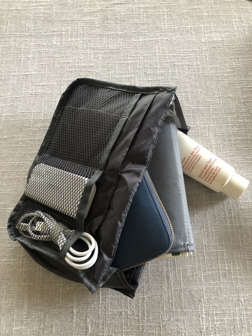 E55EE9D6-DE79-4C1F-9D7D-E427D76F32F4