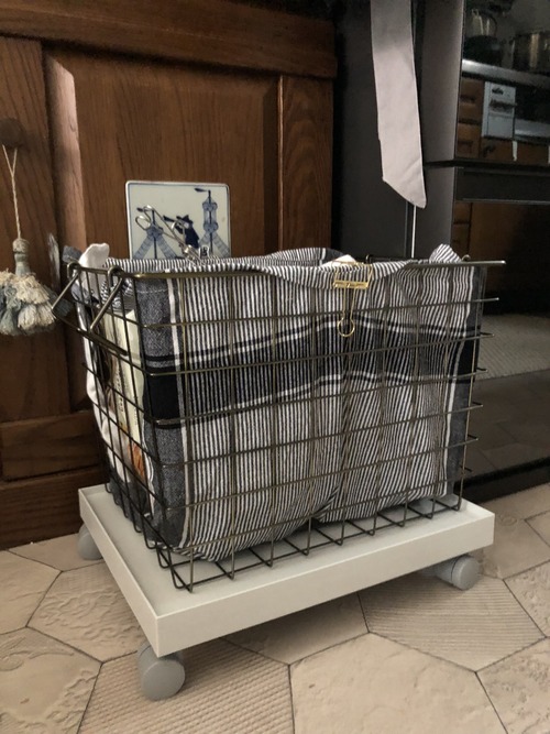 12742A9F-9845-409F-9DE9-3C3DA568E166