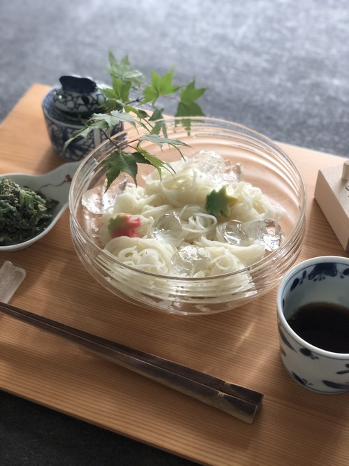 DF60029D-F6CF-4EEC-9857-A7568E930E2C