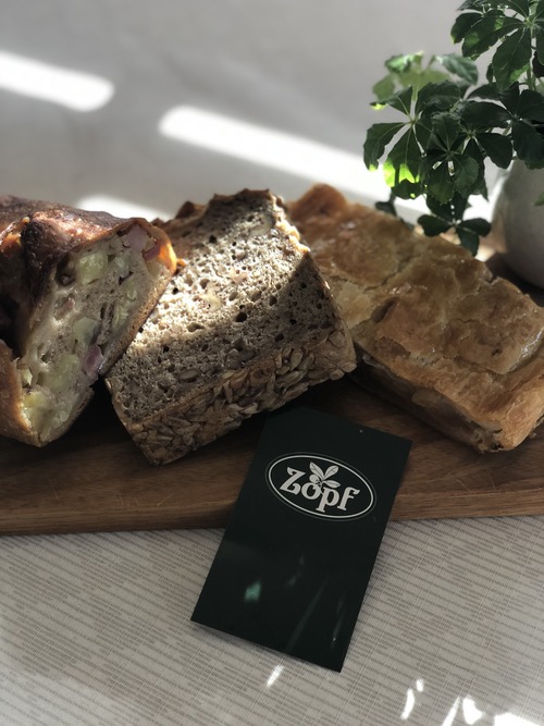 135B913C-5112-40E2-935E-908E46FF00F1