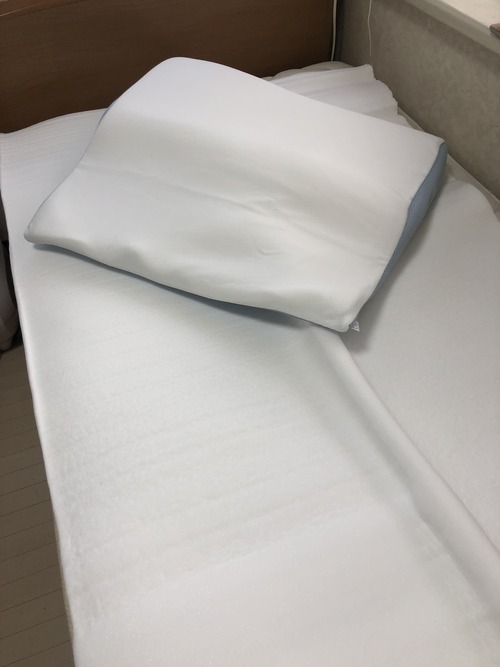 C6B2154D-7426-4E9D-84EF-CBC2DA823D4E