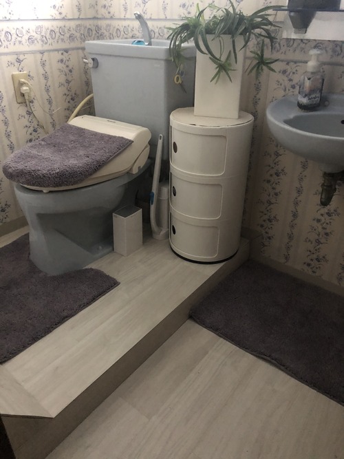 B97E74A9-FBD3-41C7-94D2-C025D5AC6B6B