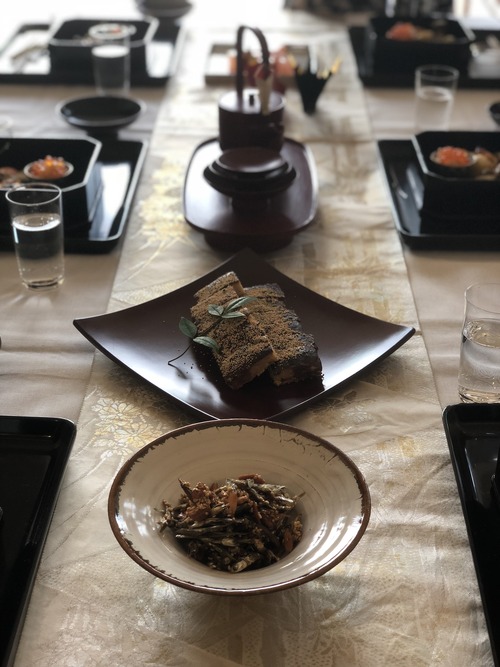 8F157EB2-2AC3-4B7C-92AC-B5A695B658C3