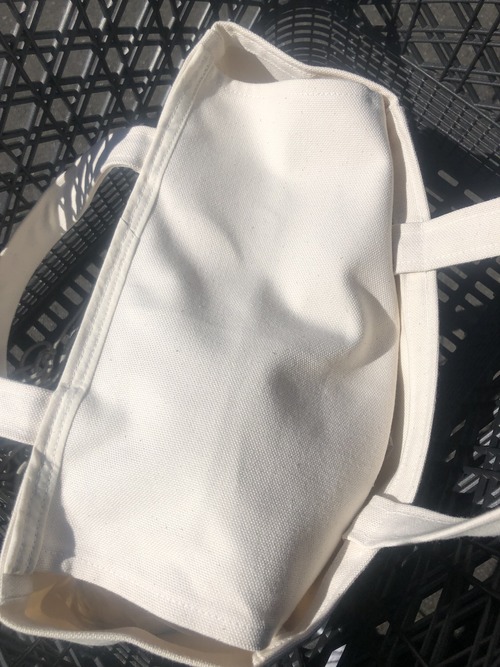 8DBFAF26-B527-4739-868E-C959B512FF32