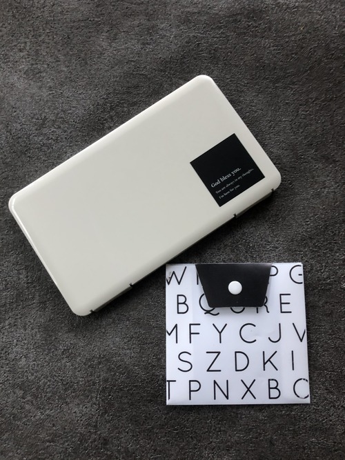 E95B16A1-FDF9-4264-AA14-4DBFDA804B9A