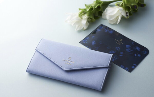 CEB7691D-6F6B-43BC-8F30-0C46E9D88AA3