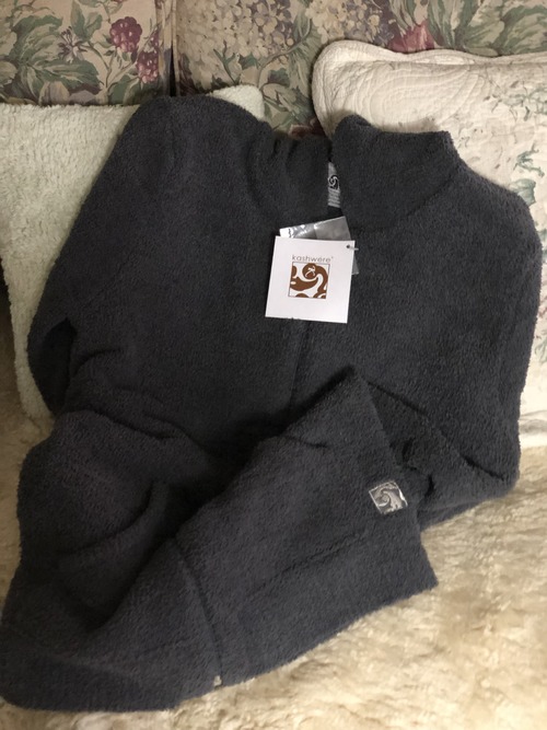 FF5763B8-A69B-4591-BDF2-5F94A6182C70