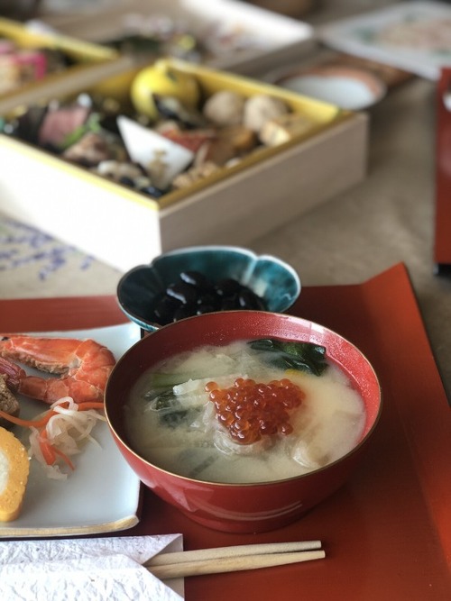 E2C7FAA0-098F-4BAE-A81C-7E9977B45832