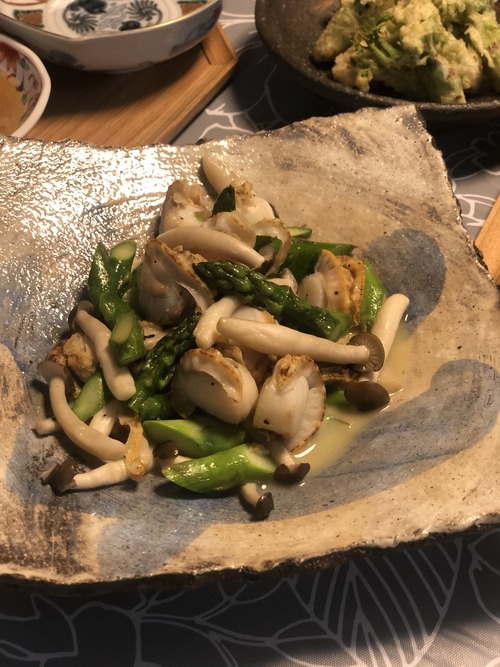 C782FB26-E3BA-4417-9E29-6BEA2E074B22