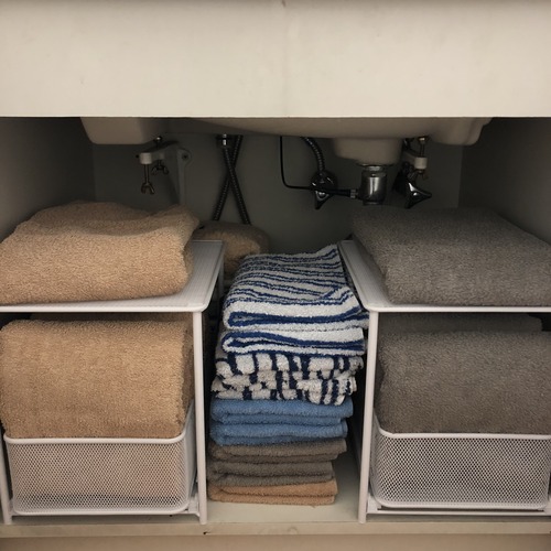 B3A571C2-45A6-46CC-9DD2-D4385497F36C