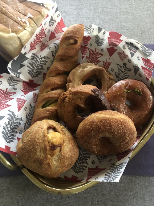 B5E2A826-8BDC-4128-979F-9CE57771FDC6