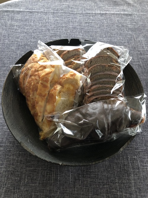 9656CABC-A3A8-4B33-B7DA-5D052B7D0339