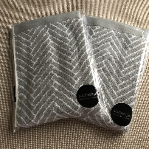 33D02EF6-6D27-40A7-B44C-F50F0B4D4FBF