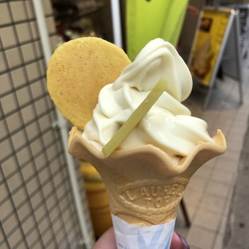 B982801F-C814-4EF8-9807-4E25149A43D0